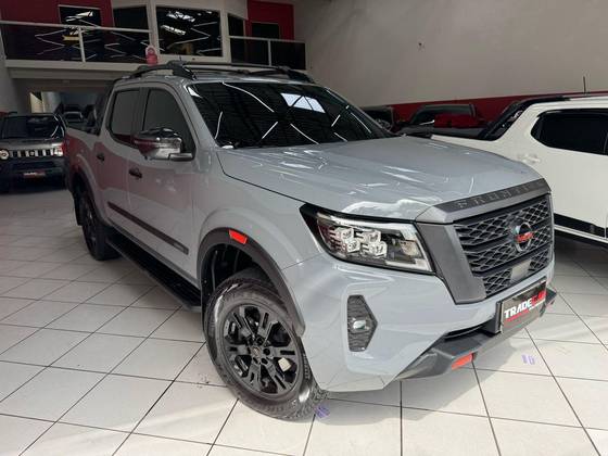 NISSAN FRONTIER 2.3 16V TURBO DIESEL PRO4X CD 4X4 AUTOMÁTICO